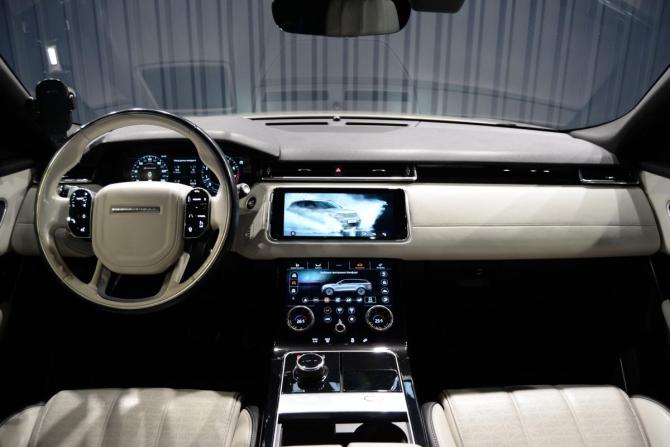Land Rover Range Rover Velar I с пробегом 2018 года, цена 4 990 000 рублей, 124010 км, внедорожник, Автокод Объявления