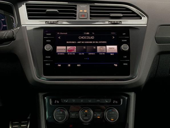 Volkswagen Tiguan II с пробегом 2019 года, цена 2 599 000 рублей, 131041 км, внедорожник, Автокод Объявления