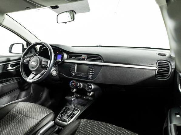 Kia Rio IV с пробегом 2018 года, цена 1 199 700 рублей, 111766 км, седан, Автокод Объявления