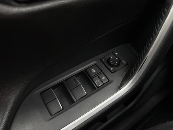 Toyota RAV4 V (XA50) с пробегом 2021 года, цена 3 180 000 рублей, 81991 км, внедорожник, Автокод Объявления