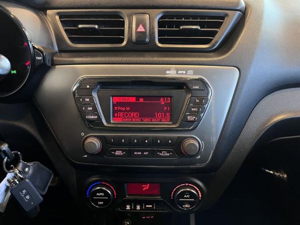Kia Rio III с пробегом 2015 года, цена 1 063 000 рублей, 109920 км, седан, Автокод Объявления