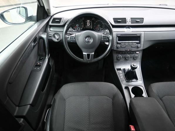 Volkswagen Passat B7 с пробегом 2012 года, цена 1 279 900 рублей, 208000 км, седан, Автокод Объявления