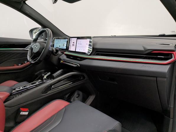 Geely Coolray I Рестайлинг с пробегом 2024 года, цена 2 430 000 рублей, 13329 км, внедорожник, Автокод Объявления