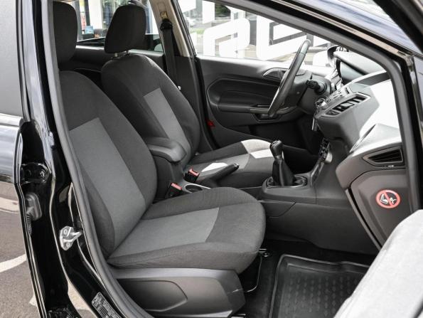 Ford Fiesta Mk6 Рестайлинг с пробегом 2015 года, цена 769 000 рублей, 139239 км, седан, Автокод Объявления