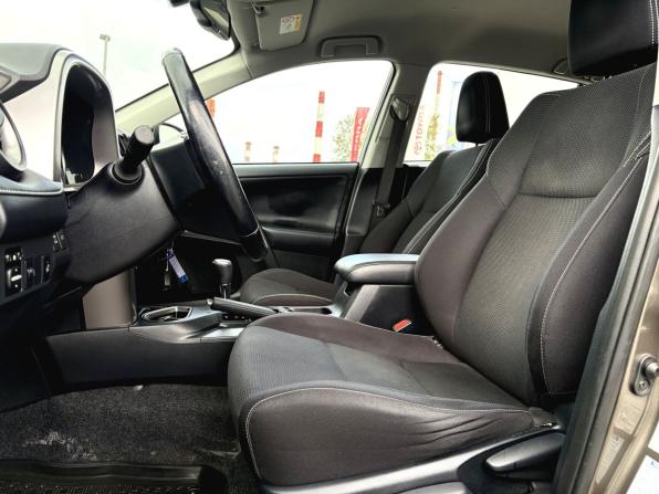 Toyota RAV4 IV (XA40) Рестайлинг с пробегом 2017 года, цена 2 040 000 рублей, 122000 км, внедорожник, Автокод Объявления