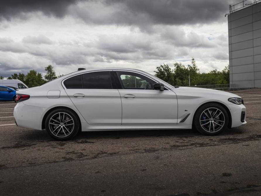 BMW 5 серии VII (G30/G31/G38) Рестайлинг Москва  - изображение 4