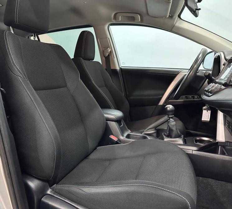 Toyota RAV4 IV (XA40) Рестайлинг Набережные Челны  - изображение 19