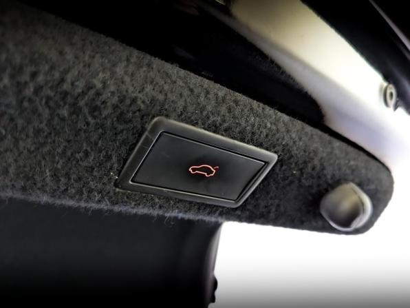 Skoda Superb III Рестайлинг с пробегом 2022 года, цена 3 330 000 рублей, 73321 км, лифтбек, Автокод Объявления