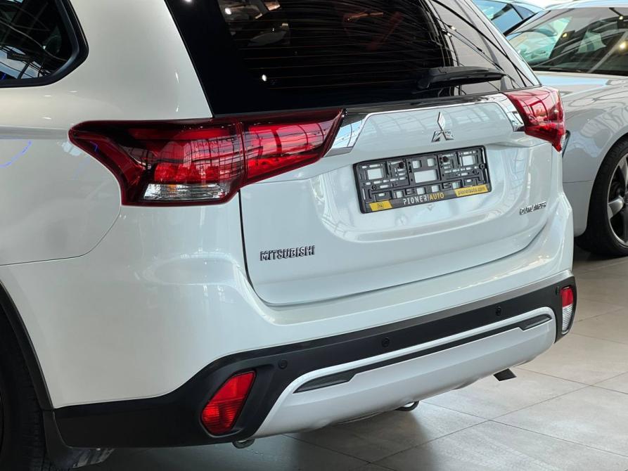 Mitsubishi Outlander III Рестайлинг 2 Оренбург  - изображение 9