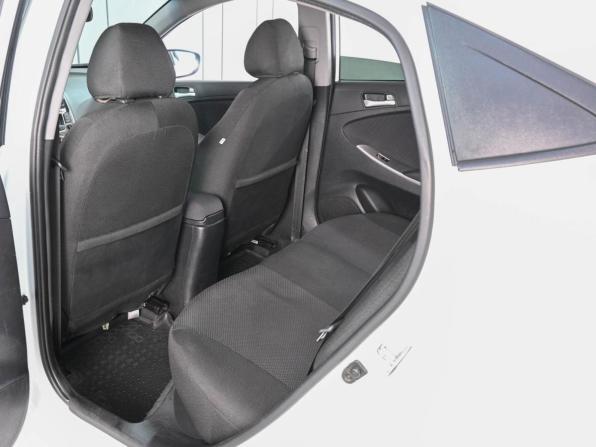 Hyundai Solaris I Рестайлинг с пробегом 2015 года, цена 959 000 рублей, 157132 км, седан, Автокод Объявления