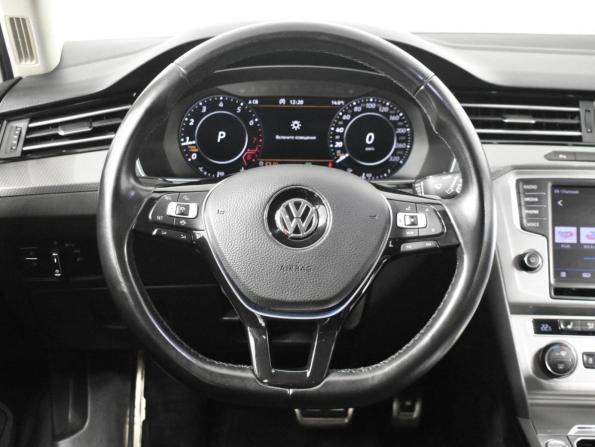 Volkswagen Passat B8 с пробегом 2016 года, цена 2 635 000 рублей, 132682 км, универсал, Автокод Объявления