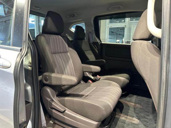 Honda Freed II с пробегом 2016 года, цена 1 447 000 рублей, 155000 км, компактвэн, Автокод Объявления