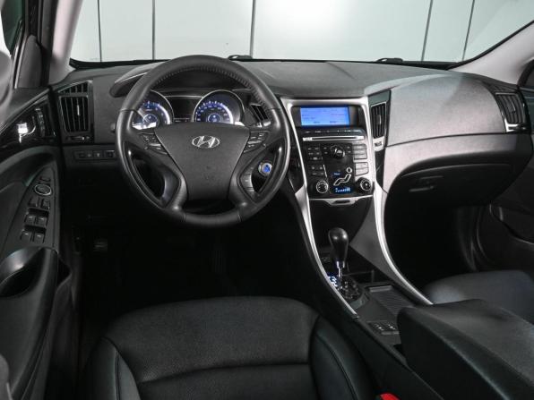 Hyundai Sonata VI (YF) с пробегом 2010 года, цена 1 049 000 рублей, 281729 км, седан, Автокод Объявления