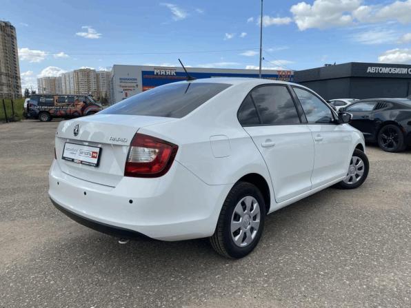 Skoda Rapid I Рестайлинг с пробегом 2018 года, цена 885 000 рублей, 195055 км, лифтбек, Автокод Объявления