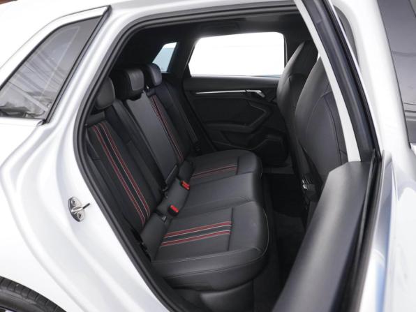 Audi A3 IV (8Y) с пробегом 2022 года, цена 3 222 444 рубля, 38682 км, хэтчбек, Автокод Объявления
