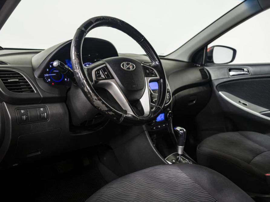 Hyundai Solaris I Москва  - изображение 9