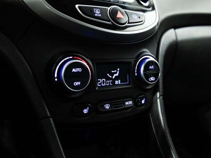 Hyundai Solaris I Рестайлинг Санкт-Петербург  - изображение 16