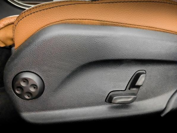 Mercedes-Benz C-Класс IV (W205) Рестайлинг с пробегом 2020 года, цена 2 740 000 рублей, 99511 км, седан, Автокод Объявления