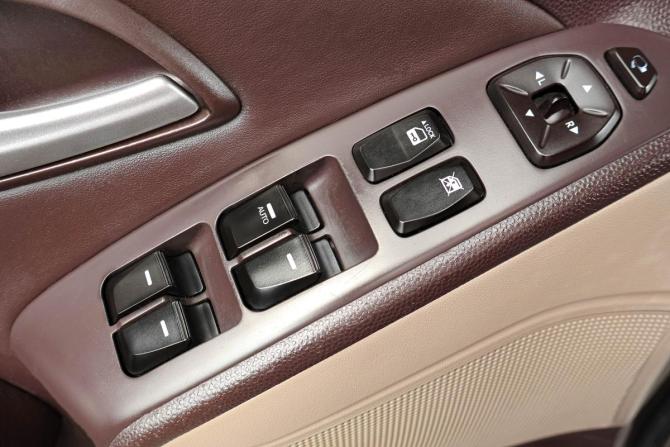 Hyundai ix35 I с пробегом 2012 года, цена 1 089 000 рублей, 289300 км, внедорожник, Автокод Объявления