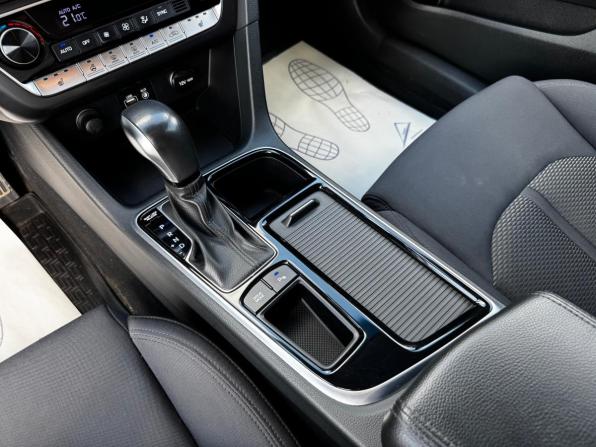 Hyundai Sonata VII (LF) Рестайлинг с пробегом 2018 года, цена 1 840 000 рублей, 109550 км, седан, Автокод Объявления