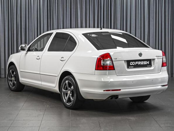 Skoda Octavia II (A5) Рестайлинг с пробегом 2012 года, цена 1 099 000 рублей, 186381 км, лифтбек, Автокод Объявления