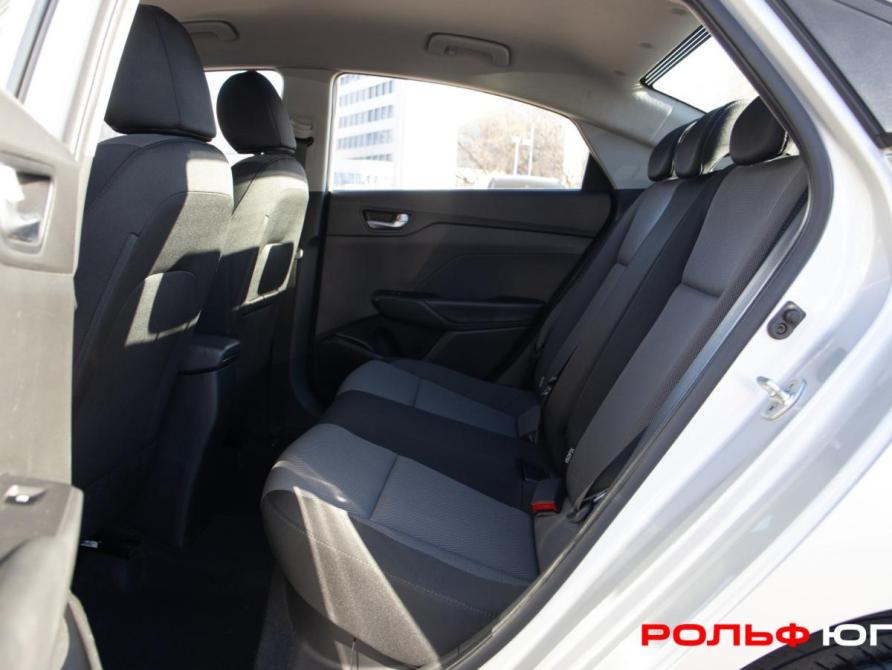Hyundai Solaris II Москва  - изображение 8
