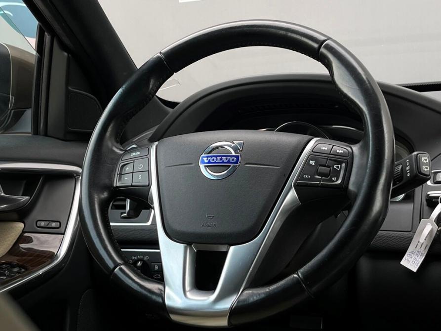 Volvo XC60 I Рестайлинг Санкт-Петербург  - изображение 21