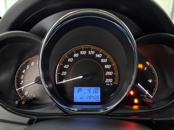 Toyota Yaris XP150 Рестайлинг с пробегом 2020 года, цена 1 600 000 рублей, 28000 км, седан, Автокод Объявления