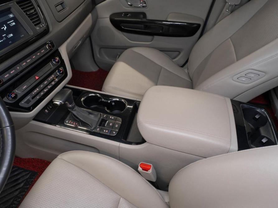 Kia Carnival III Москва  - изображение 23