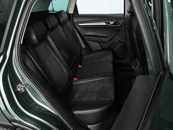 Skoda Karoq I с пробегом 2020 года, цена 2 359 000 рублей, 106891 км, внедорожник, Автокод Объявления