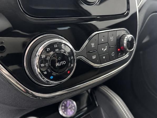Renault Kaptur I Рестайлинг с пробегом 2020 года, цена 1 549 000 рублей, 84500 км, внедорожник, Автокод Объявления