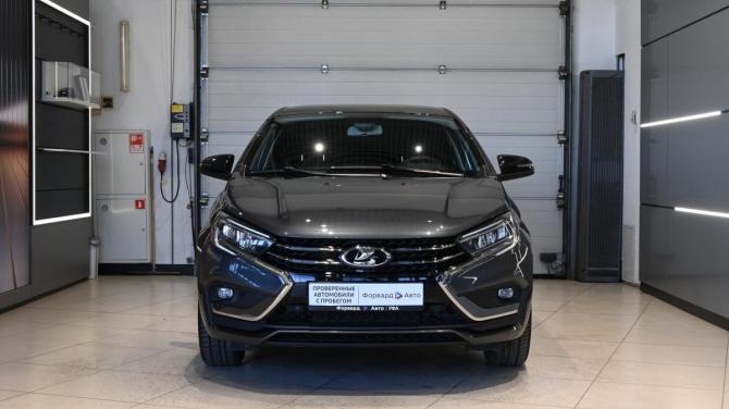 Lada (ВАЗ) Vesta I Рестайлинг (NG) с пробегом 2025 года, цена 1 640 000 рублей, 11920 км, седан, Автокод Объявления