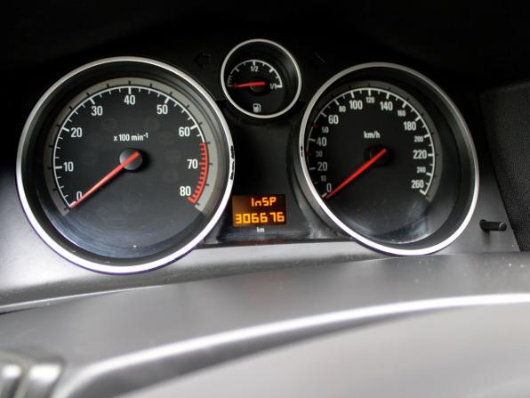 Opel Astra H Рестайлинг с пробегом 2010 года, цена 387 000 рублей, 306676 км, хэтчбек, Автокод Объявления
