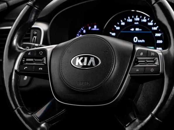 Kia Sorento III Prime Рестайлинг с пробегом 2019 года, цена 2 575 000 рублей, 109000 км, внедорожник, Автокод Объявления