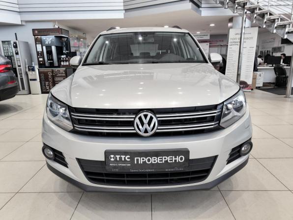 Volkswagen Tiguan I Рестайлинг с пробегом 2015 года, цена 990 000 рублей, 270689 км, внедорожник, Автокод Объявления