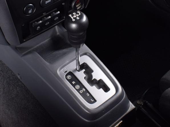 Suzuki Jimny III Рестайлинг 1 с пробегом 2005 года, цена 2 499 997 рублей, 198015 км, внедорожник, Автокод Объявления