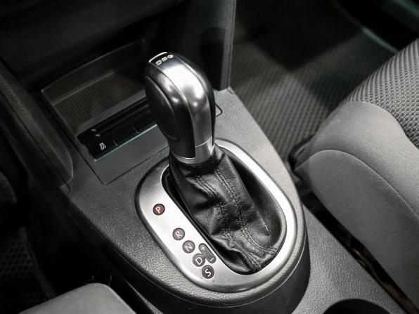 Volkswagen Touran I Рестайлинг 2 с пробегом 2012 года, цена 1 120 000 рублей, 158137 км, компактвэн, Автокод Объявления