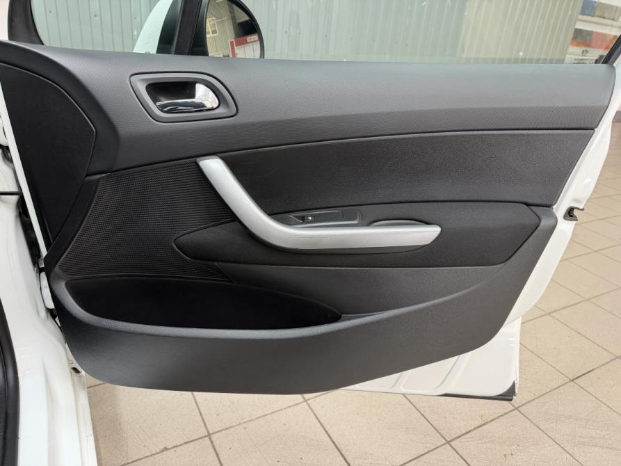 Peugeot 408 I Магнитогорск  - изображение 15