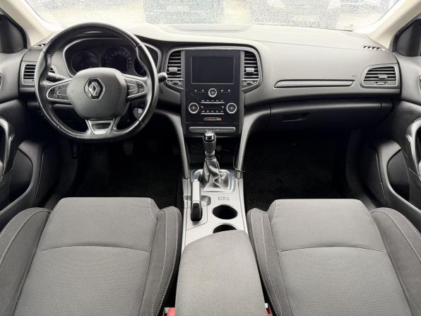 Renault Megane IV с пробегом 2018 года, цена 1 490 000 рублей, 76631 км, универсал, Автокод Объявления