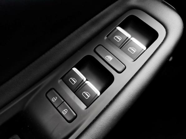 Omoda S5 с пробегом 2023 года, цена 1 489 000 рублей, 31728 км, седан, Автокод Объявления