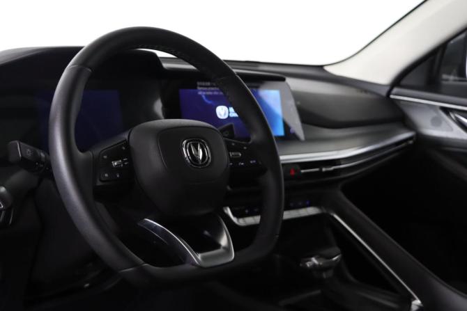 Changan CS35 Plus I Рестайлинг с пробегом 2023 года, цена 1 819 990 рублей, 46480 км, внедорожник, Автокод Объявления