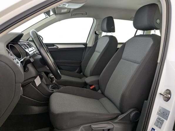 Volkswagen Tiguan II с пробегом 2021 года, цена 2 700 000 рублей, 73888 км, внедорожник, Автокод Объявления