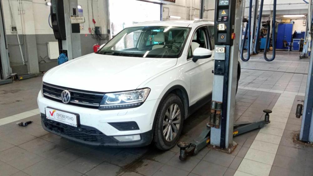 Volkswagen Tiguan I Рестайлинг Санкт-Петербург  - изображение 1