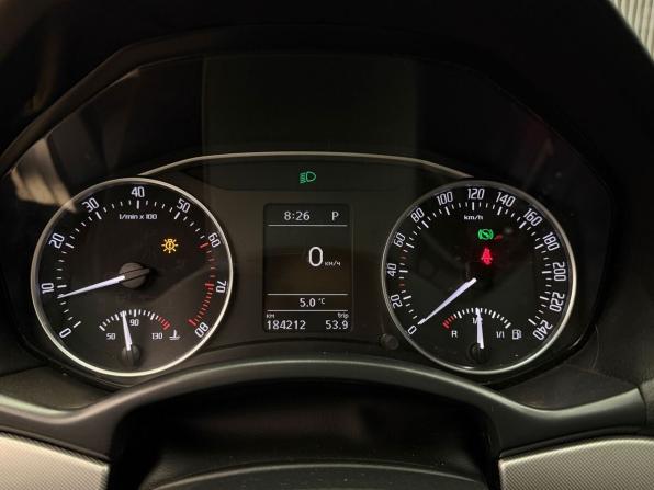 Skoda Octavia II (A5) Рестайлинг с пробегом 2012 года, цена 695 000 рублей, 183000 км, лифтбек, Автокод Объявления