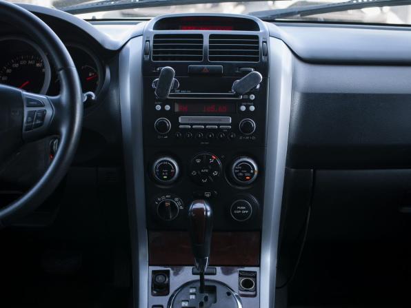 Suzuki Grand Vitara II с пробегом 2007 года, цена 820 000 рублей, 244672 км, внедорожник, Автокод Объявления