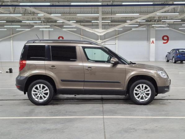 Skoda Yeti I с пробегом 2012 года, цена 670 000 рублей, 197211 км, внедорожник, Автокод Объявления