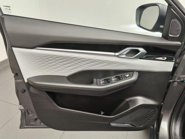 Geely Coolray I Рестайлинг с пробегом 2023 года, цена 1 938 000 рублей, 24998 км, внедорожник, Автокод Объявления