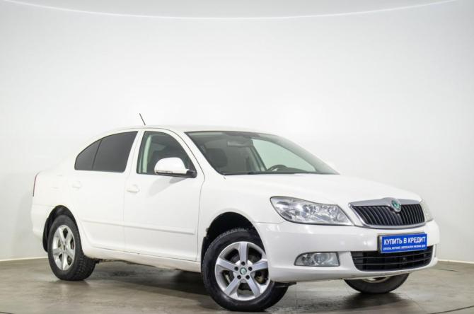 Skoda Octavia II (A5) Рестайлинг с пробегом 2012 года, цена 999 000 рублей, 211000 км, лифтбек, Автокод Объявления