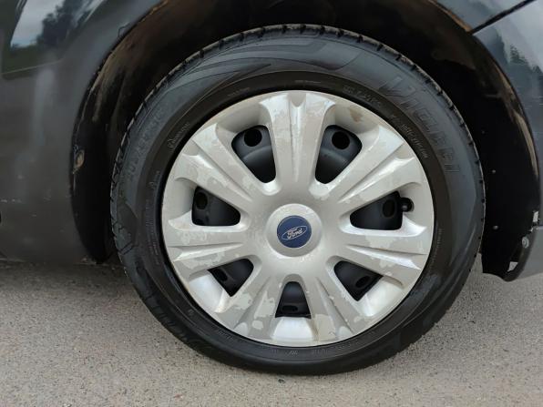 Ford Focus II с пробегом 2005 года, цена 299 800 рублей, 233720 км, хэтчбек, Автокод Объявления