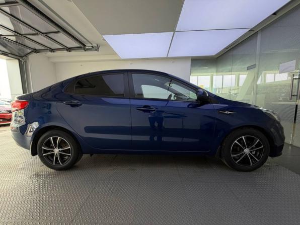 Kia Rio III Рестайлинг с пробегом 2015 года, цена 1 099 000 рублей, 160250 км, седан, Автокод Объявления